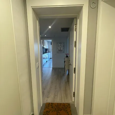 Piso Luminoso En Hospitalet De Llobregat * Barcelona