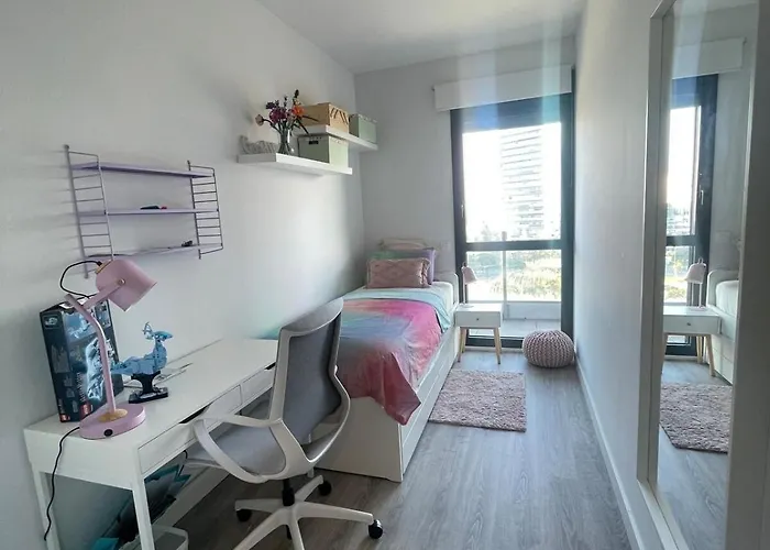 Apartment Piso Luminoso En Hospitalet De Llobregat *